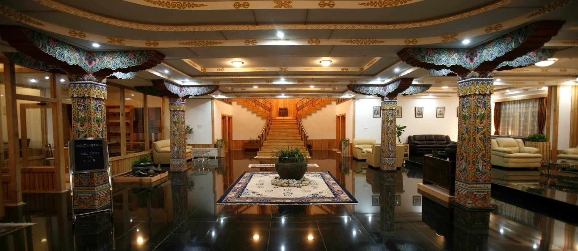 بارو Tashi Namgay Resort المظهر الخارجي الصورة