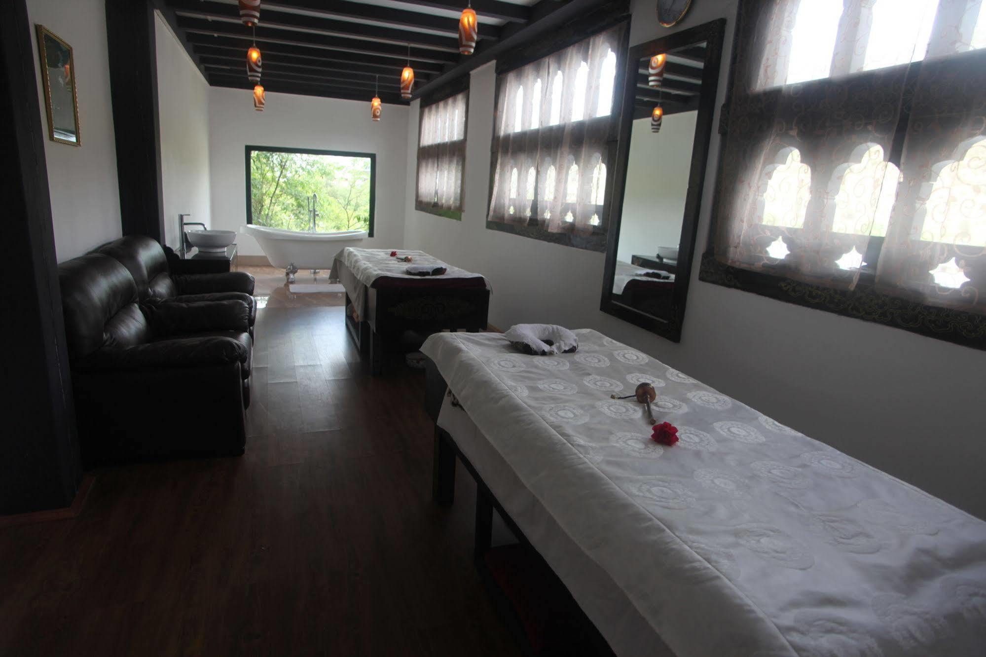 بارو Tashi Namgay Resort المظهر الخارجي الصورة